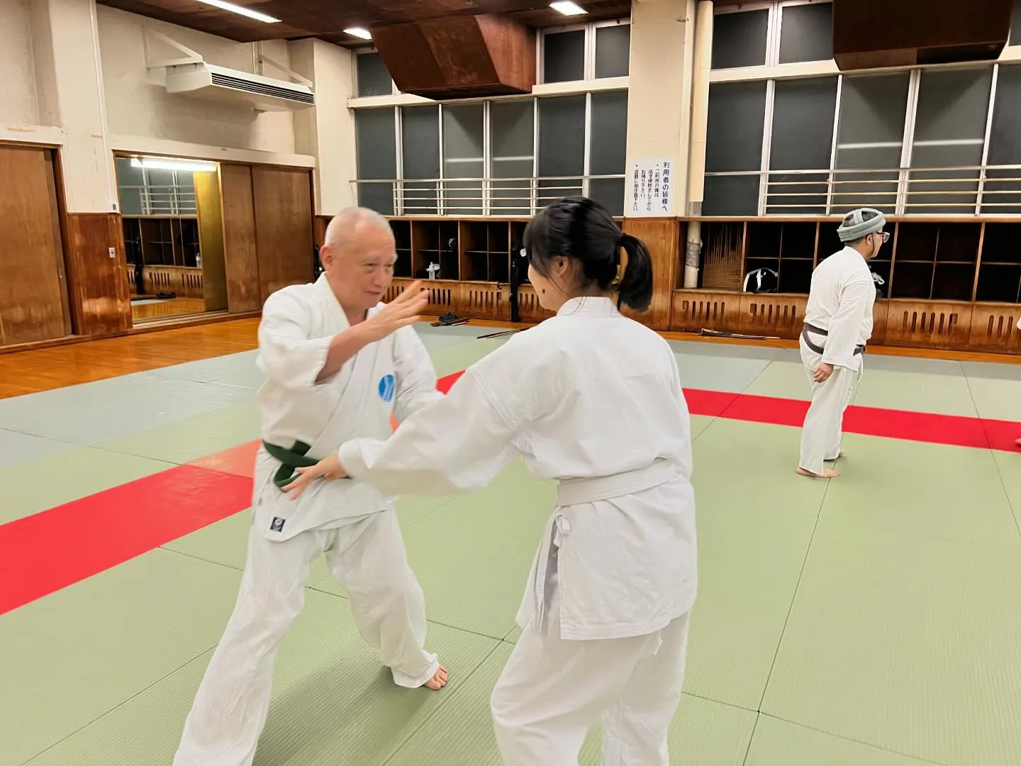 【 神戸】合気 広い柔道場で| Shin-Kobe 実戦合気...