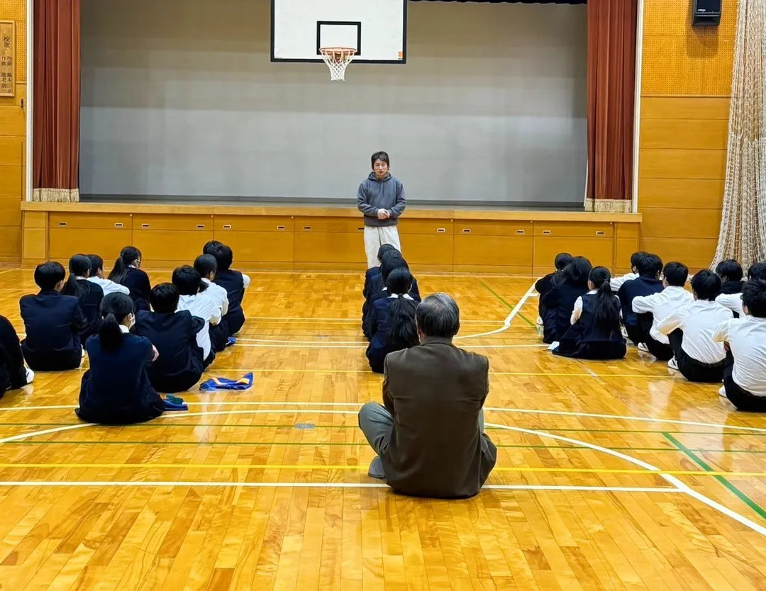 【 神戸】合気 中学校で防犯教室| Shin-Kobe 実戦...