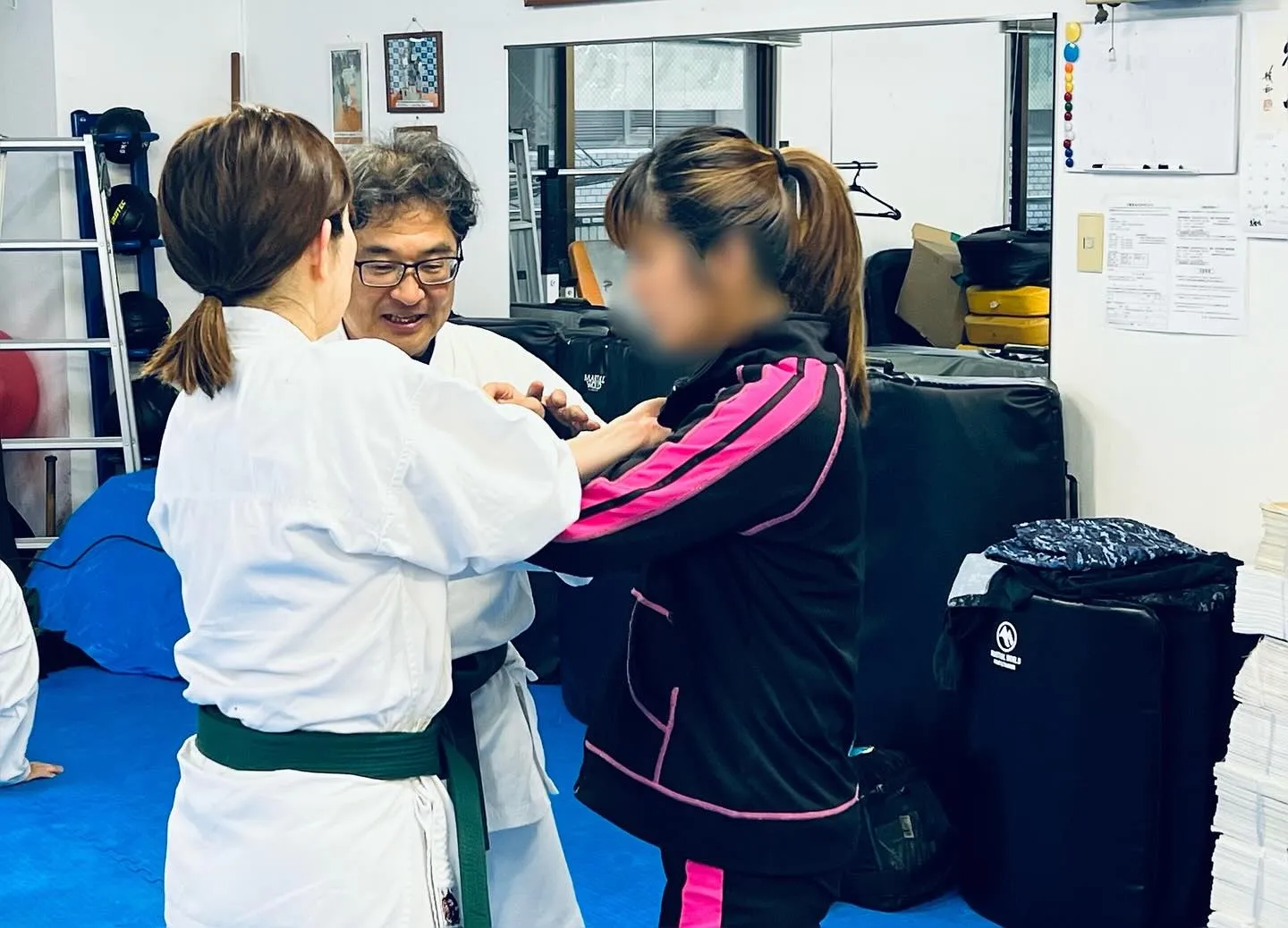 【 神戸】合気・護身術 一撃必殺の護身術| Shin-Kob...